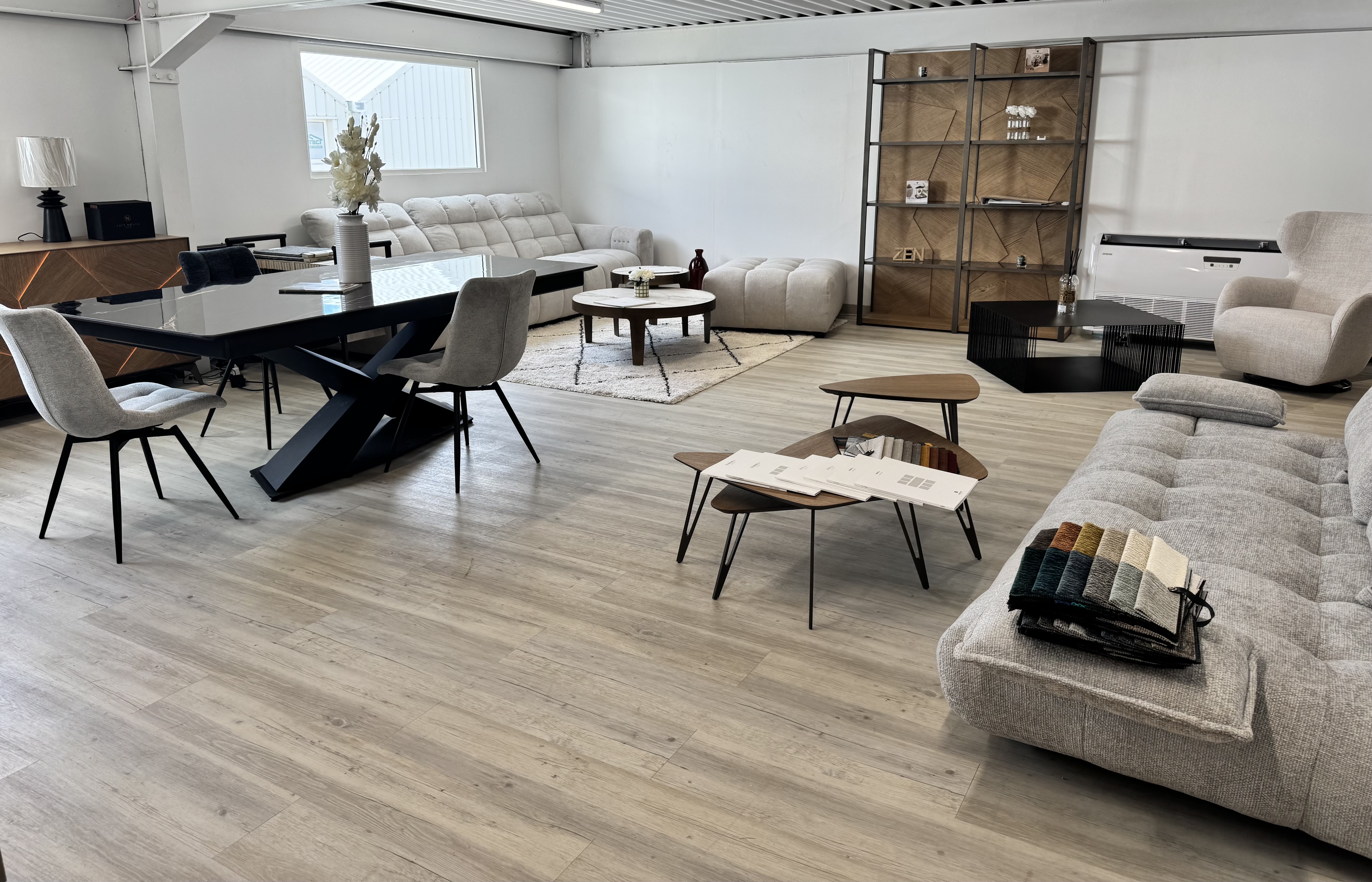 Mobilier de France - The Kitchen Family  magasin de meubles à SAINT MARTIN