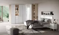 chambre avec grand lit